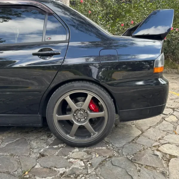 Mitsubishi Lancer Evolution 8 2003 - Image 4